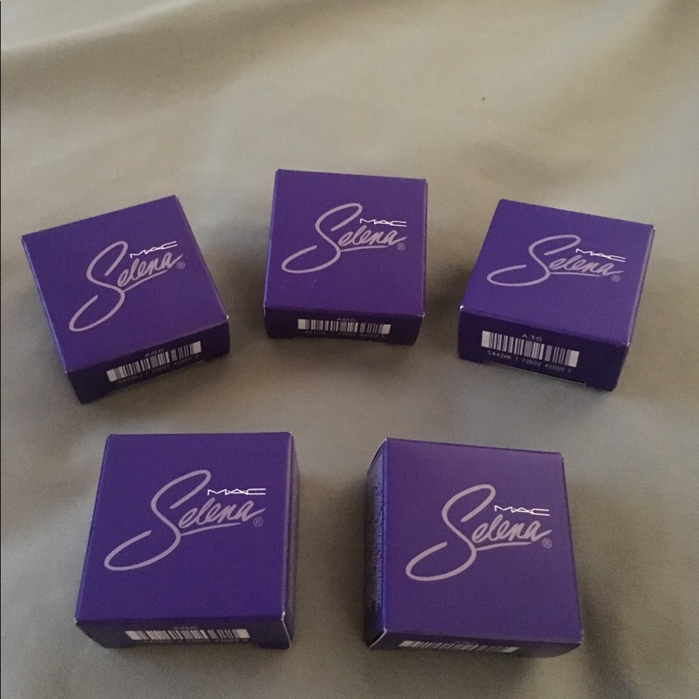 mac selena set of eyeshadows - Picture 3 of 8